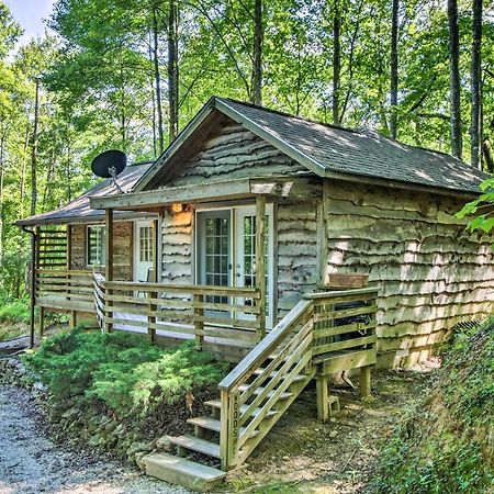 Cozy The Woodshop Cabin With Deck And Forest Views! Robbinsville Exteriör bild