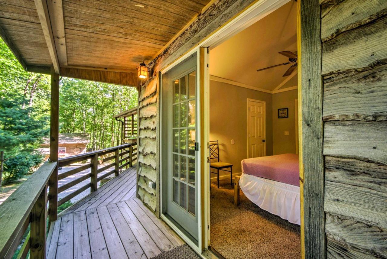 Cozy The Woodshop Cabin With Deck And Forest Views! Robbinsville Exteriör bild